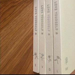 BTS Love Yourself Album